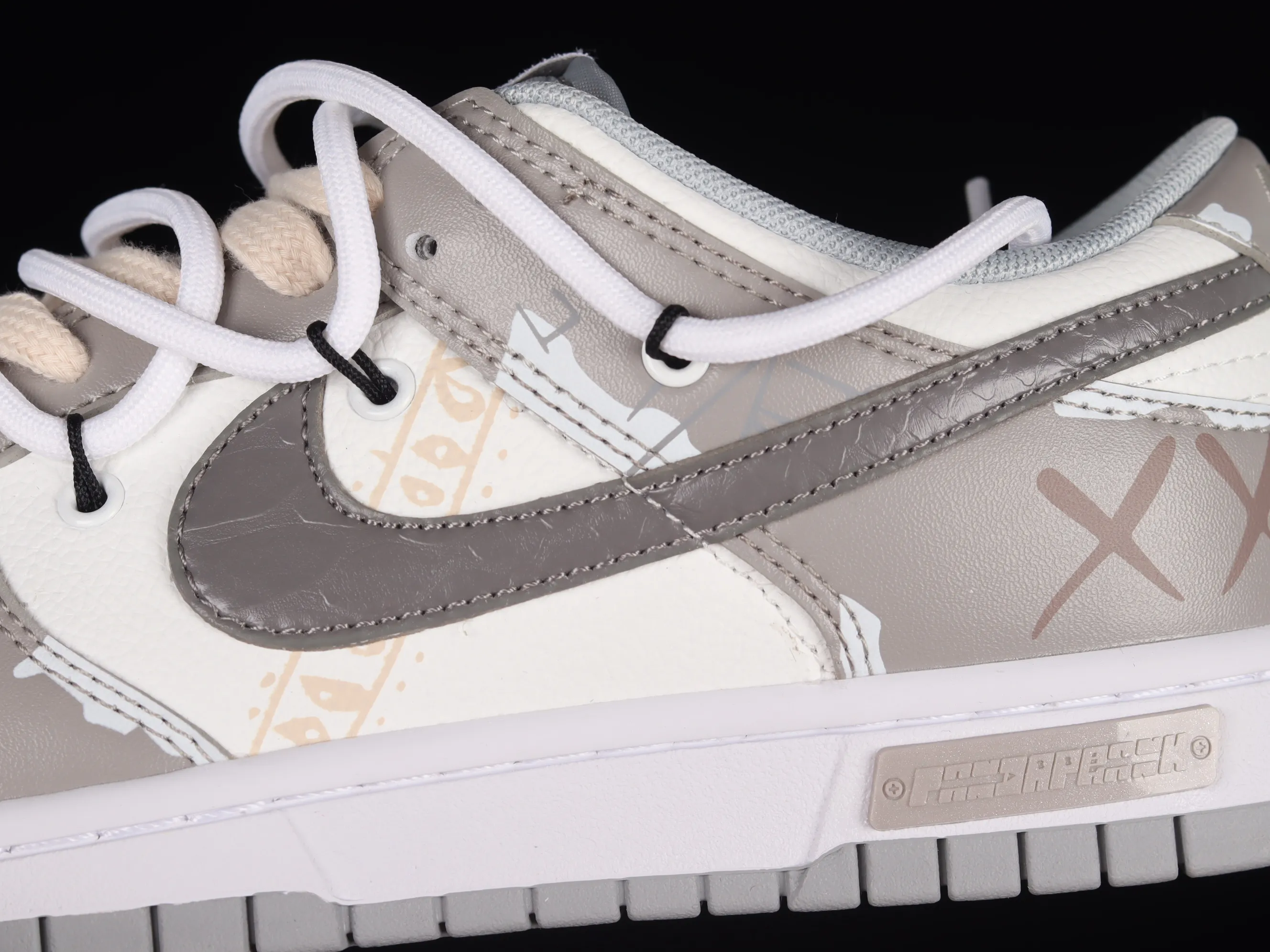 All categories Nk SB Dunk series Nk SB Dunk Low low-top sneakers Nk Dunk Low ESS customized version Panda Prank hip-hop theme low-top casual sneakers DJ6188-003